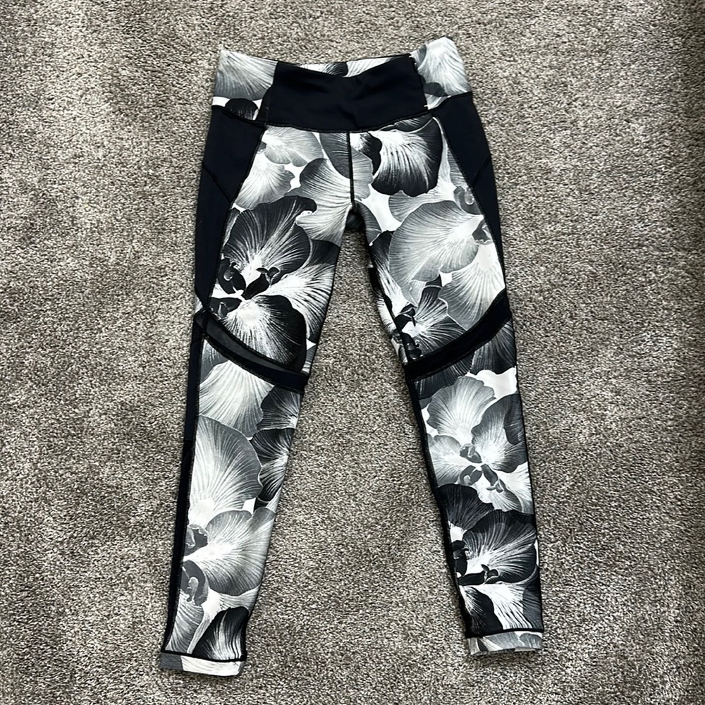 This is a great cute gym outfit to wear.